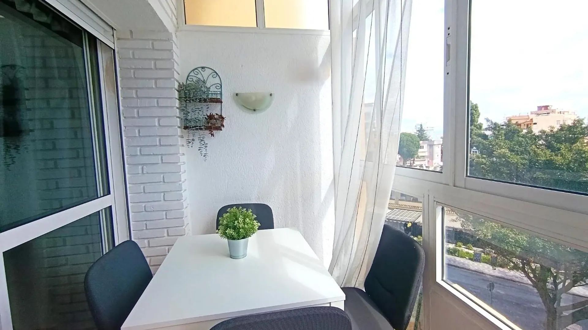 Estudio Benalmádena Hiszpania