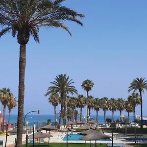 Apartamento Aloha Beach Estudio Nuevo Jacuzzi Frente Al Mar, Benalmádena
